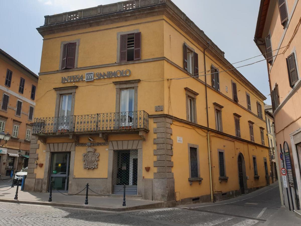 דירות סוריאנו נל צ'ימינו Palazzo Nobili מראה חיצוני תמונה